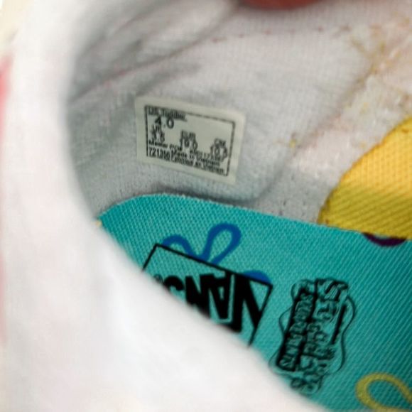 Vans X SpongeBob SquarePants Sk8-Mid Reissue V Pink Sz 4 Little Kid - Picture 10 of 11